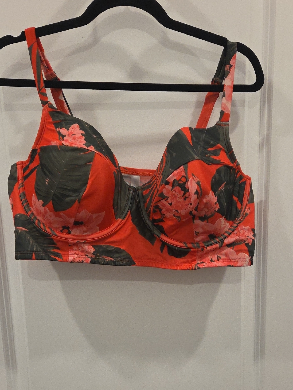 Cacique Coral Floral Underwire Swim Top 42DD